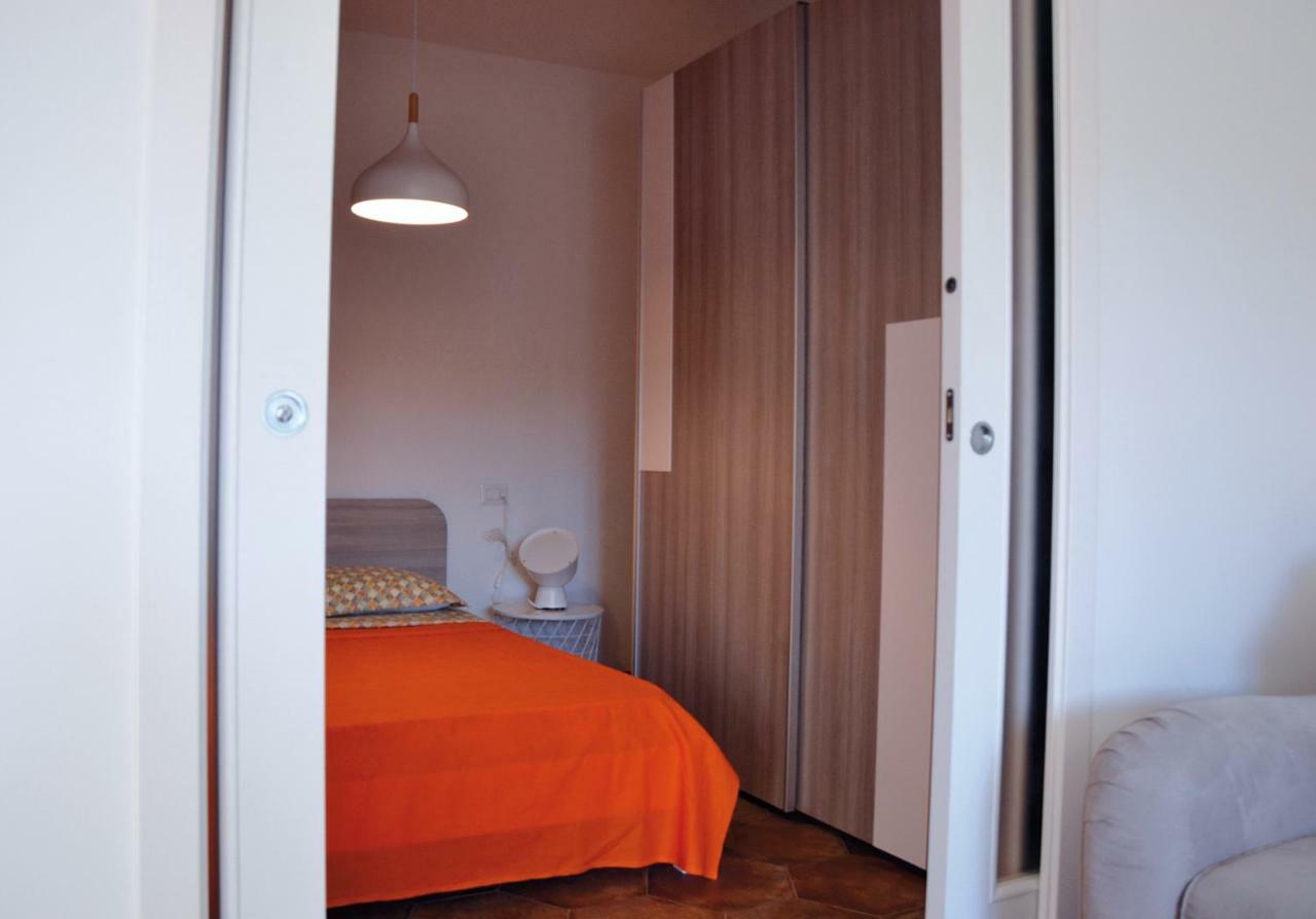 Le Perle Dell'Isola Apartment Isola Rossa Exterior photo
